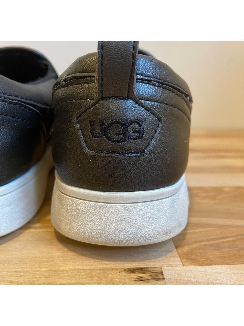 UGG black sequins slip on loafers flat shoes white sole size 4 - Picture 8 of 16